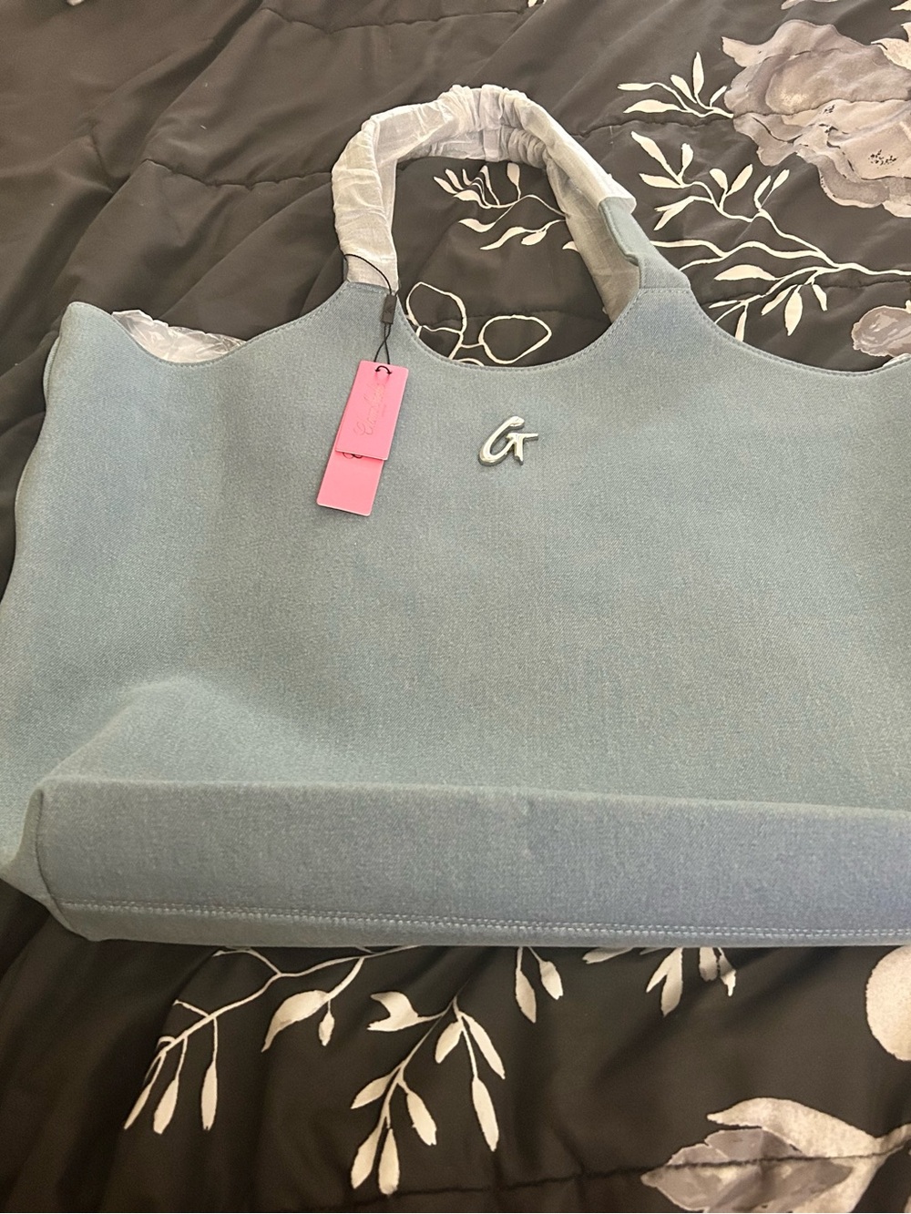 🚨No longer available 🚨Stylish Light Blue Women's Tote Bag by Glamaholic